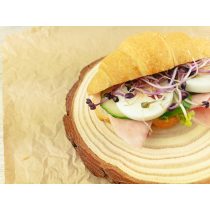 Sonkás-tojásos mini croissant szendvics