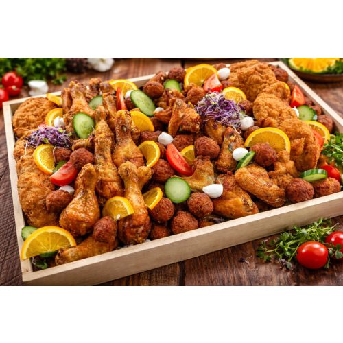 Katonás láda (10-12 főre)